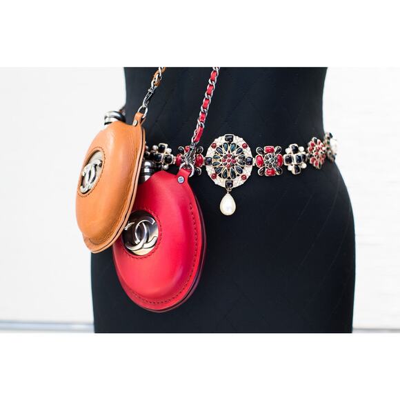 Chanel Sporran Flask Bag Coco CC Bottle Shoulder/Crossbody Chain Red Rare 2013 - Picture 2 of 16